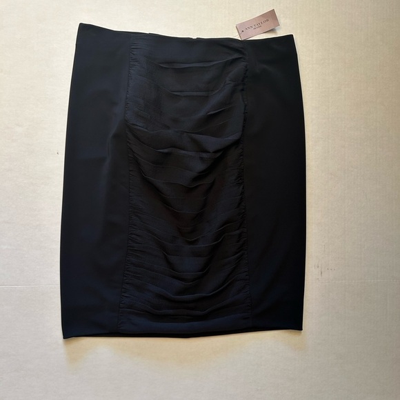 Ann Taylor black lined pencil draped below the knee midi skirt NWT Sz-6P L3 - Picture 3 of 8